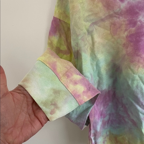 NWT All in Favor Pastel Tie-Dye Crewneck Long Sleeve Cropped Top M - Picture 5 of 10